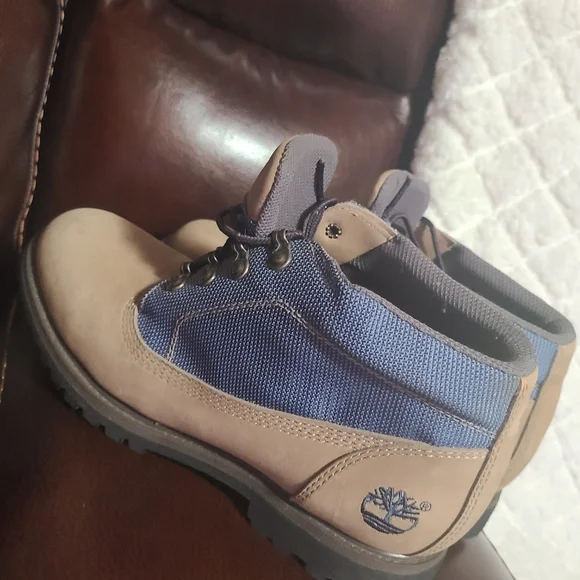 Timbrrland leather boots | Shoes | Timberland Boots | Poshmark display picture 3